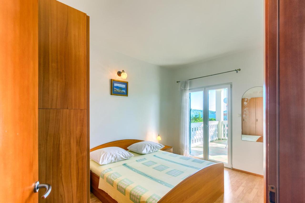 Apartmani Vukicevic Vodice Extérieur photo
