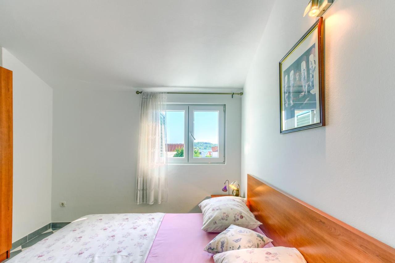 Apartmani Vukicevic Vodice Extérieur photo