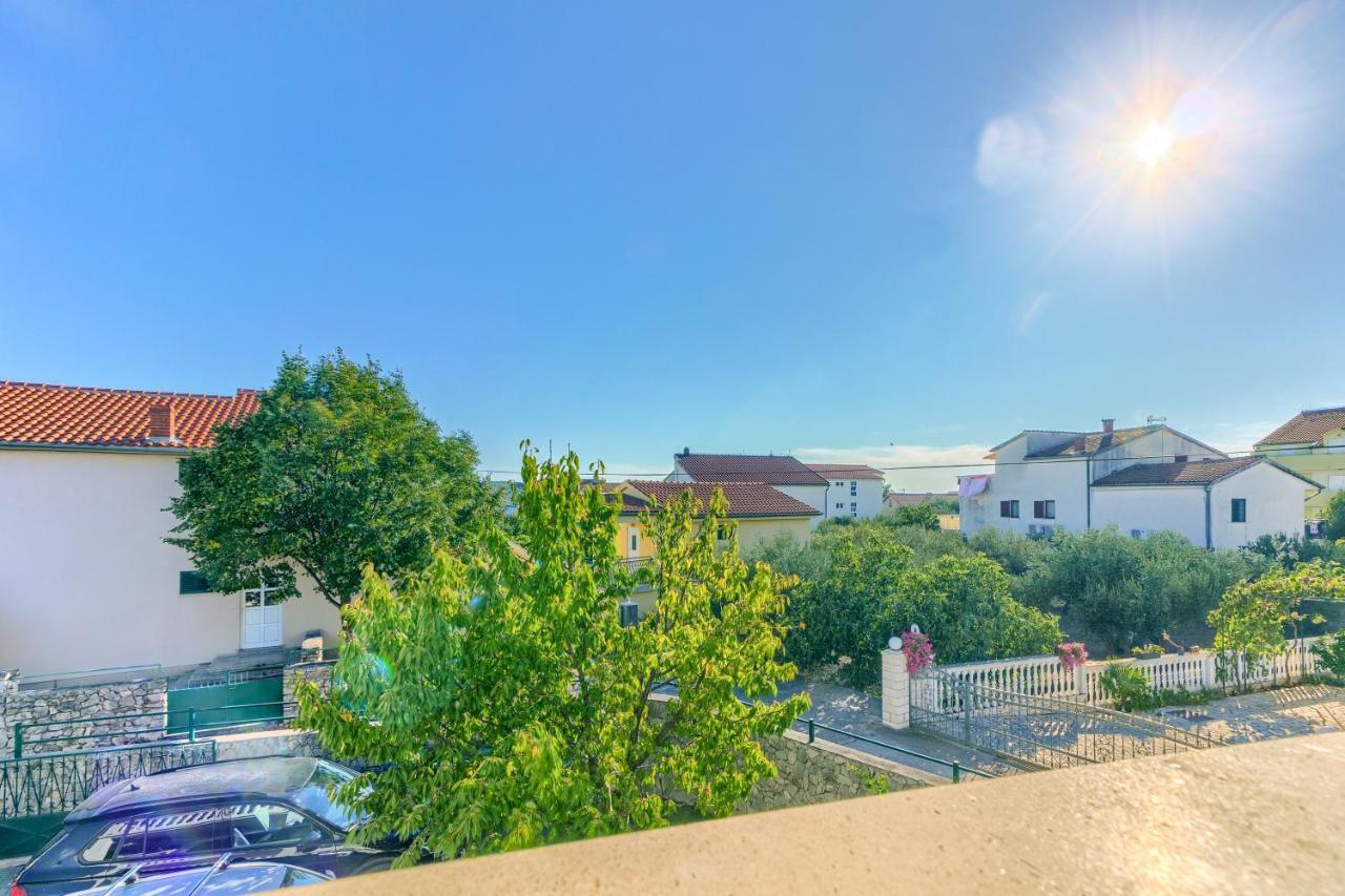 Apartmani Vukicevic Vodice Extérieur photo