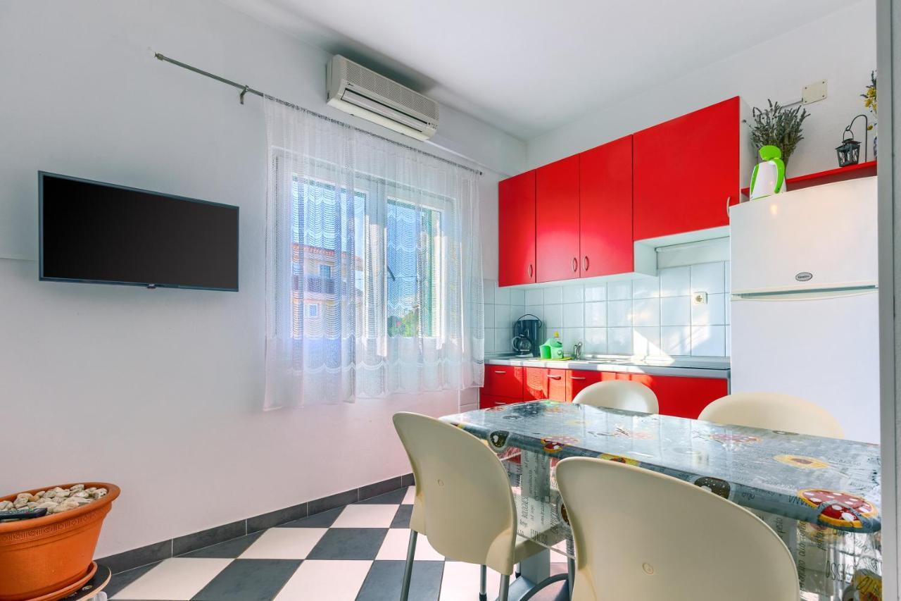Apartmani Vukicevic Vodice Extérieur photo