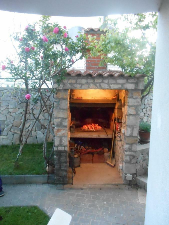 Apartmani Vukicevic Vodice Extérieur photo